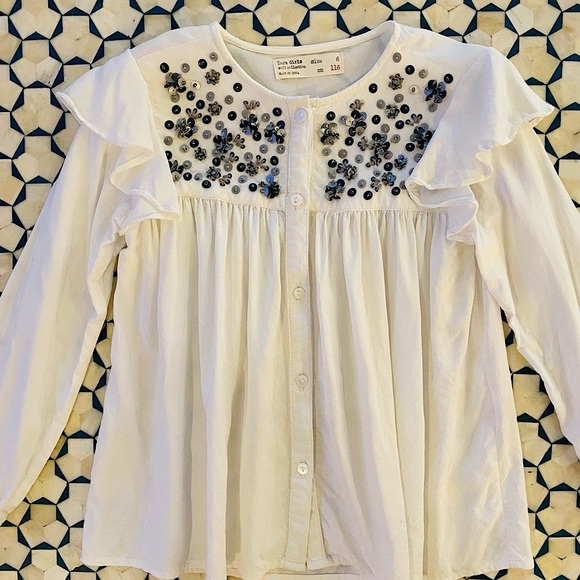 Zara Soft Collection White Button Down with Beaded Detail size 6 - Picture 2 of 6
